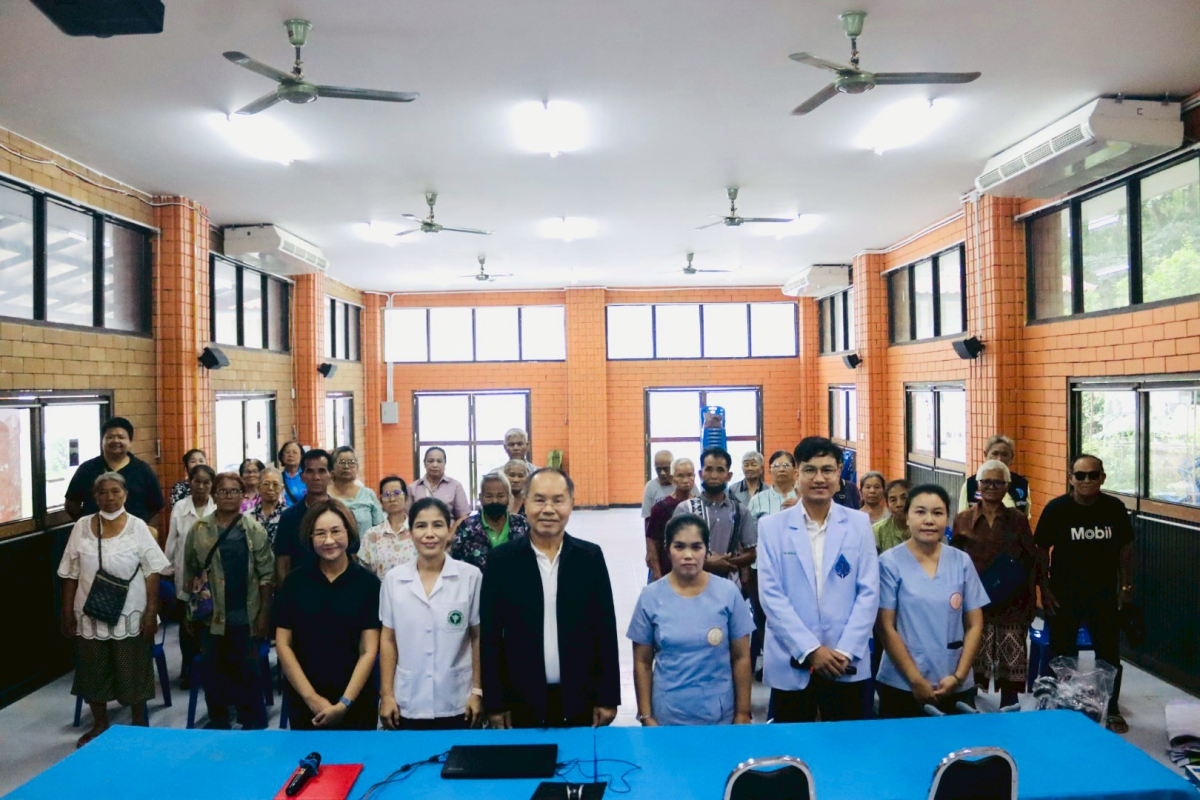 พิธีเปิดโครงการพัฒนาคุณภาพชีวิตผู้สูงอายุและคนพิการร่วมกับภาคีเครือข่ายในชุมชน "การฟื้นฟูสุขภาพผู้สูงอายุที่มีปัญหาการเคลื่อนไหวและคนพิการ อำเภอวังน้ำเขียว" 