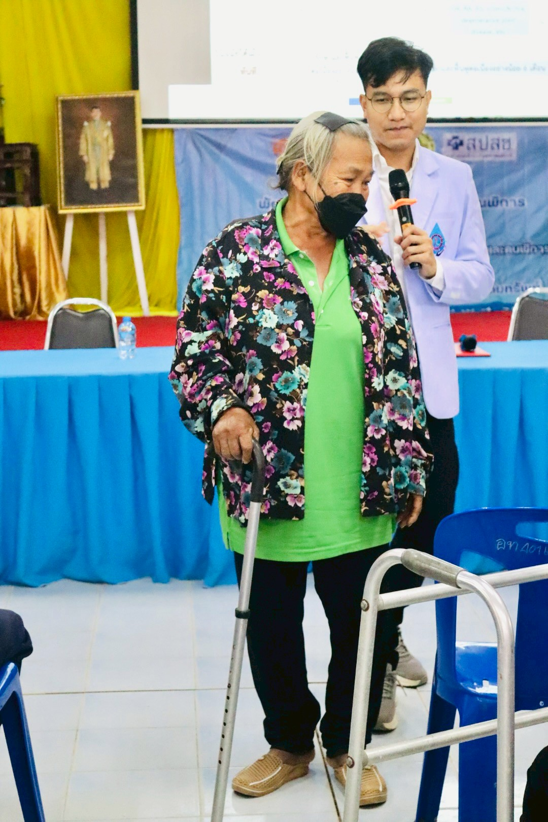 พิธีเปิดโครงการพัฒนาคุณภาพชีวิตผู้สูงอายุและคนพิการร่วมกับภาคีเครือข่ายในชุมชน "การฟื้นฟูสุขภาพผู้สูงอายุที่มีปัญหาการเคลื่อนไหวและคนพิการ อำเภอวังน้ำเขียว" 