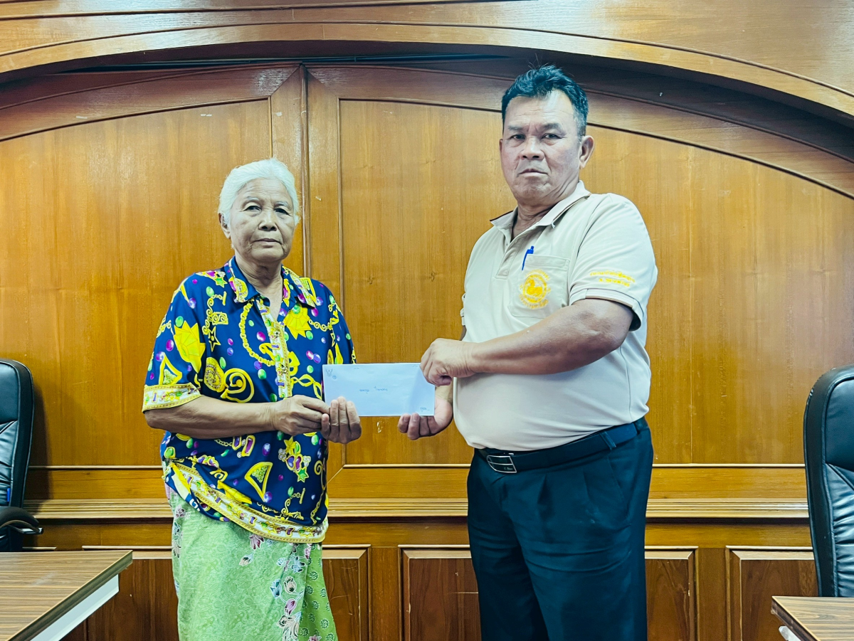 อบต.อุดมทรัพย์ มอบเงินช่วยเหลือผู้ประสบภัยพิบัติกรณีฉุกเฉิน เหตุวาตภัย ประจำปีงบประมาณ พ.ศ.2569