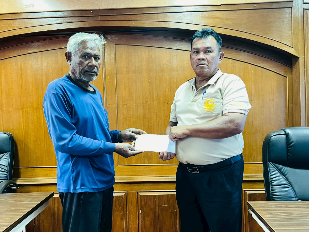 อบต.อุดมทรัพย์ มอบเงินช่วยเหลือผู้ประสบภัยพิบัติกรณีฉุกเฉิน เหตุวาตภัย ประจำปีงบประมาณ พ.ศ.2569
