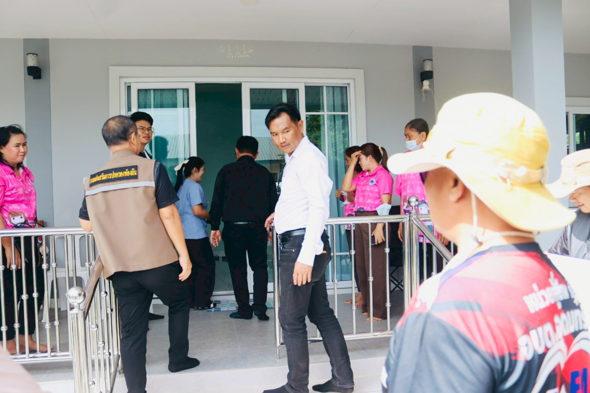 ออกพื้นที่สนับสนุนผ้าอ้อมผู้ใหญ่ แผ่นรองซับสำหรับผู้ป่วยติดเตียง ตามโครงการสนับสนุนงบประมาณหลักประกันสุขภาพระดับตำบลอุดมทรัพย์ ประจำปีงบประมาณ 2569