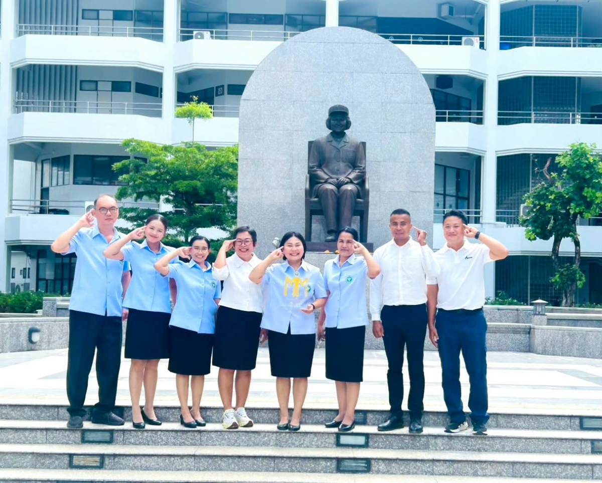 เข้าร่วมรับรางวัลของแห่งความภาคภูมิใจของทีมผู้ก่อการดี ป้องกันการจมนํ้า MERIT MAKER อำเภอวังน้ำเขียว ระดับประเทศ ระดับทอง ดีเด่น ประจําปี 2569