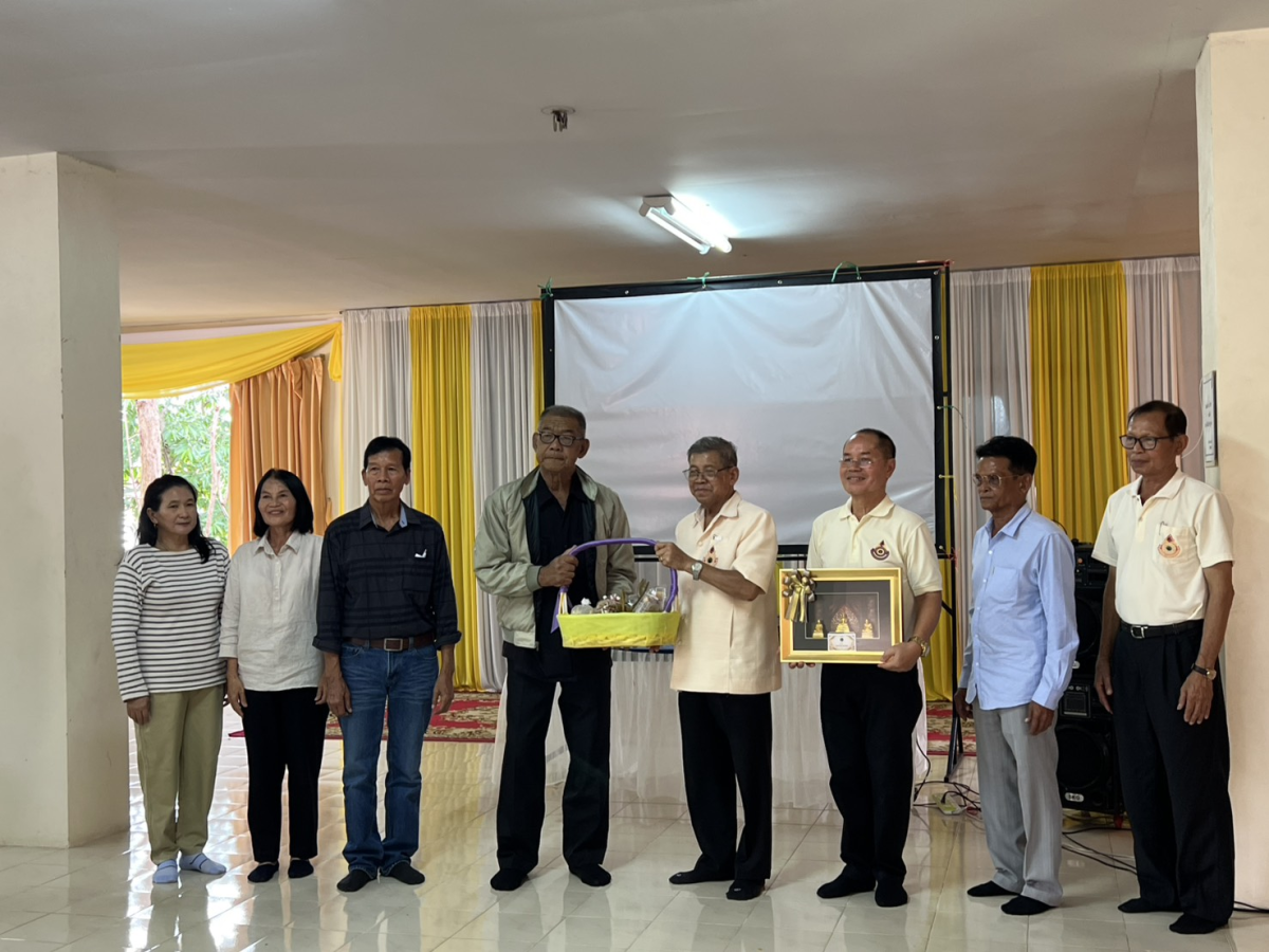 ต้อนรับคณะศึกษาดูงานจากโรงเรียนผู้สูงอายุ เทศบาลตำบลเหมือง จังหวัดชลบุรี