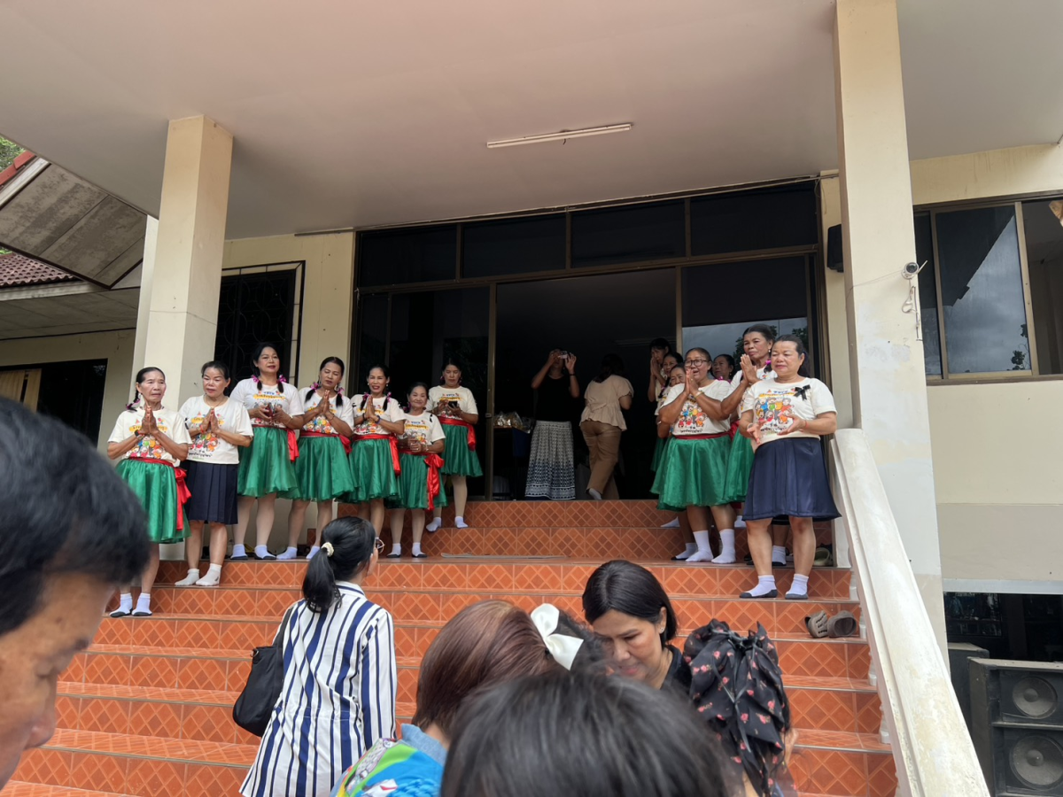 ต้อนรับคณะศึกษาดูงานจากโรงเรียนผู้สูงอายุ เทศบาลตำบลเหมือง จังหวัดชลบุรี