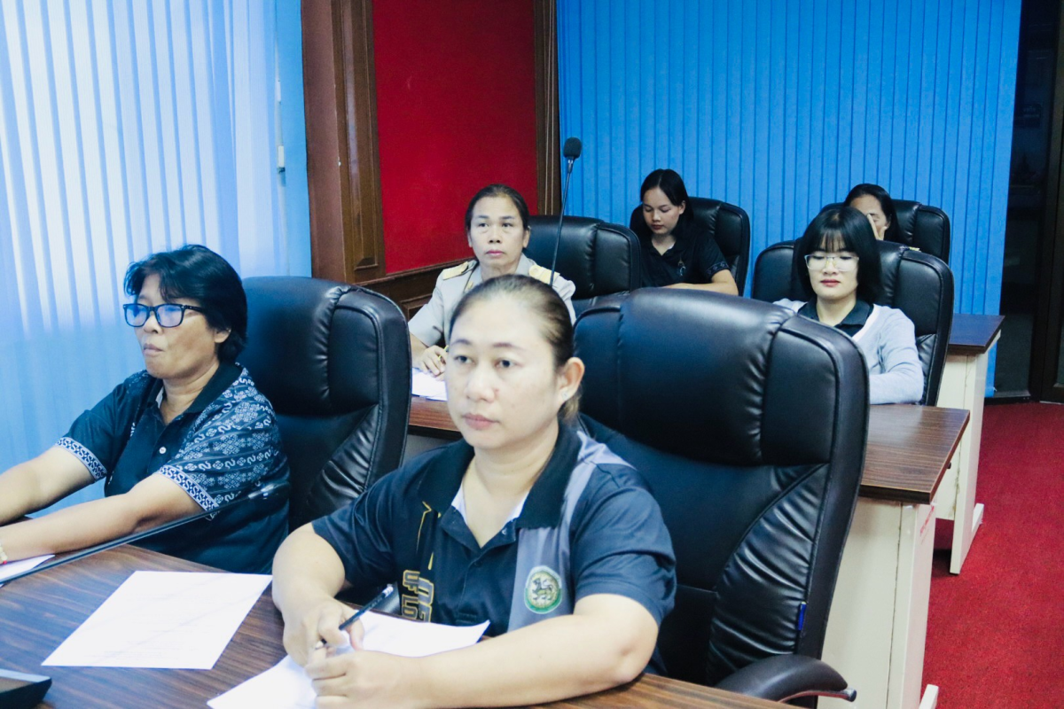 ประชุมพนักงานส่วนตำบลอุดมทรัพย์ (กองการศึกษาศาสนาและวัฒนธรรม) ประจำปี พ.ศ.2569