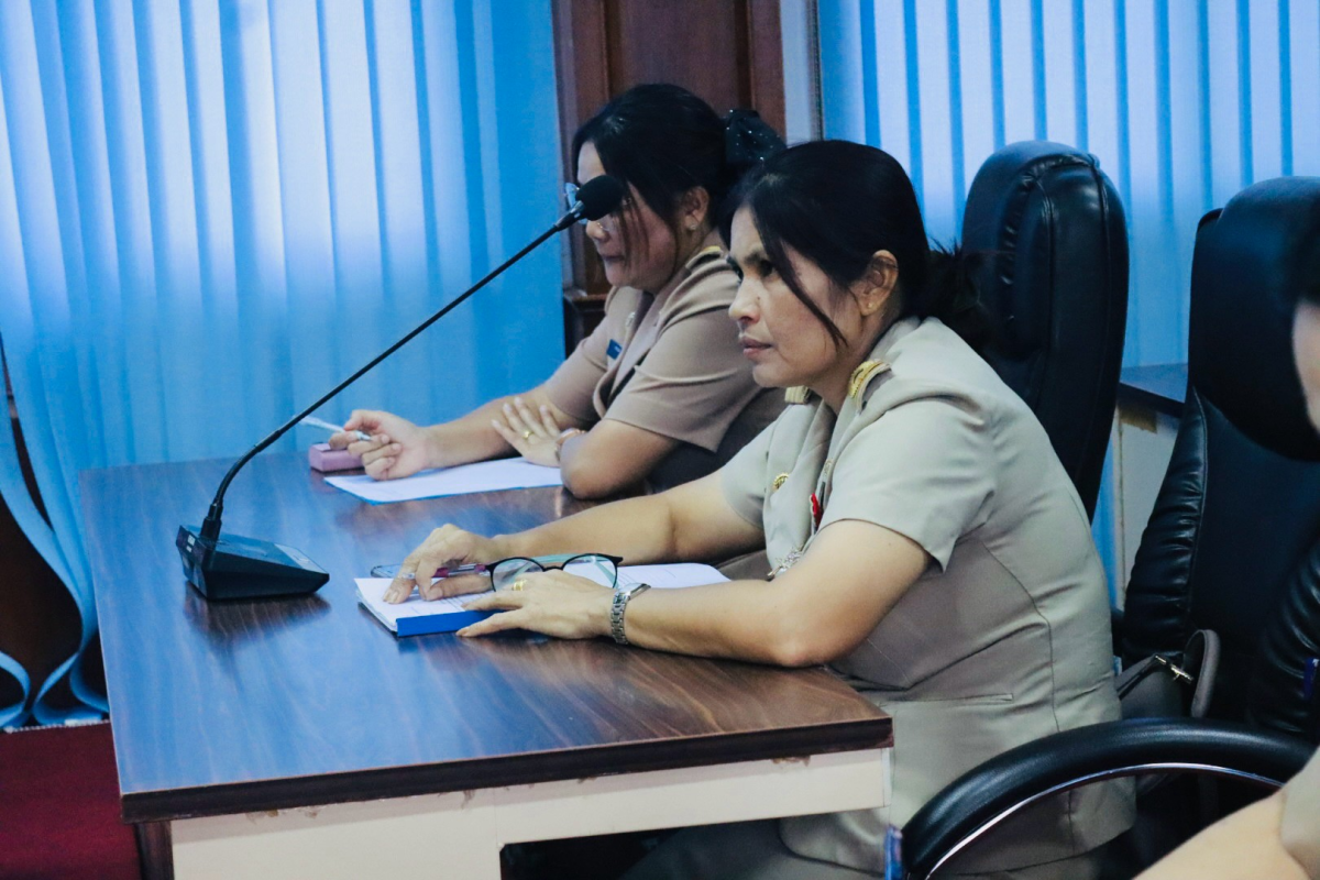 ประชุมพนักงานส่วนตำบลอุดมทรัพย์ (กองการศึกษาศาสนาและวัฒนธรรม) ประจำปี พ.ศ.2569