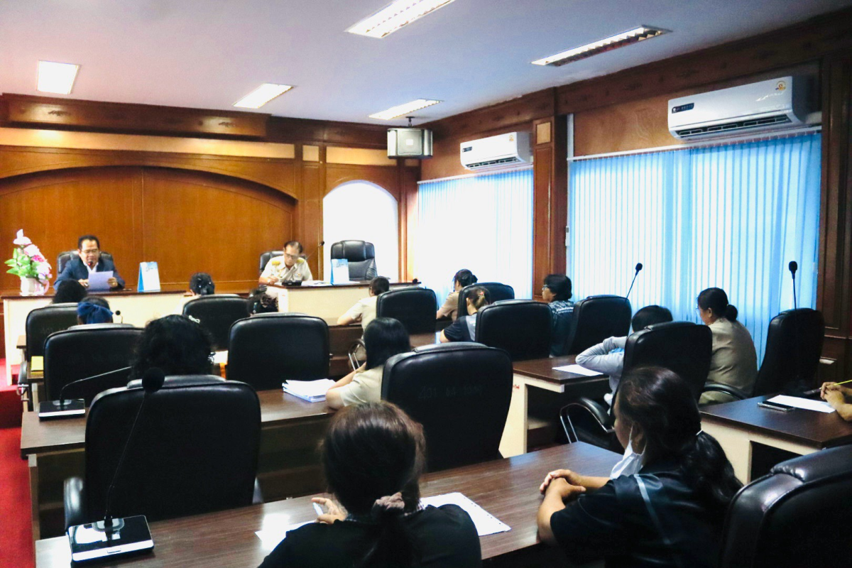 ประชุมพนักงานส่วนตำบลอุดมทรัพย์ (กองการศึกษาศาสนาและวัฒนธรรม) ประจำปี พ.ศ.2569